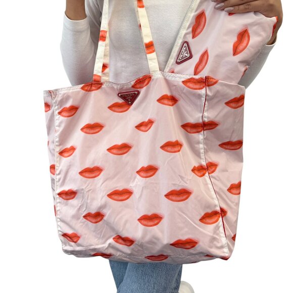 PRADA Vintage Triangle Logo Lip Print Shopping Tote Bag Pouch White Red [106202] - Picture 2 of 16